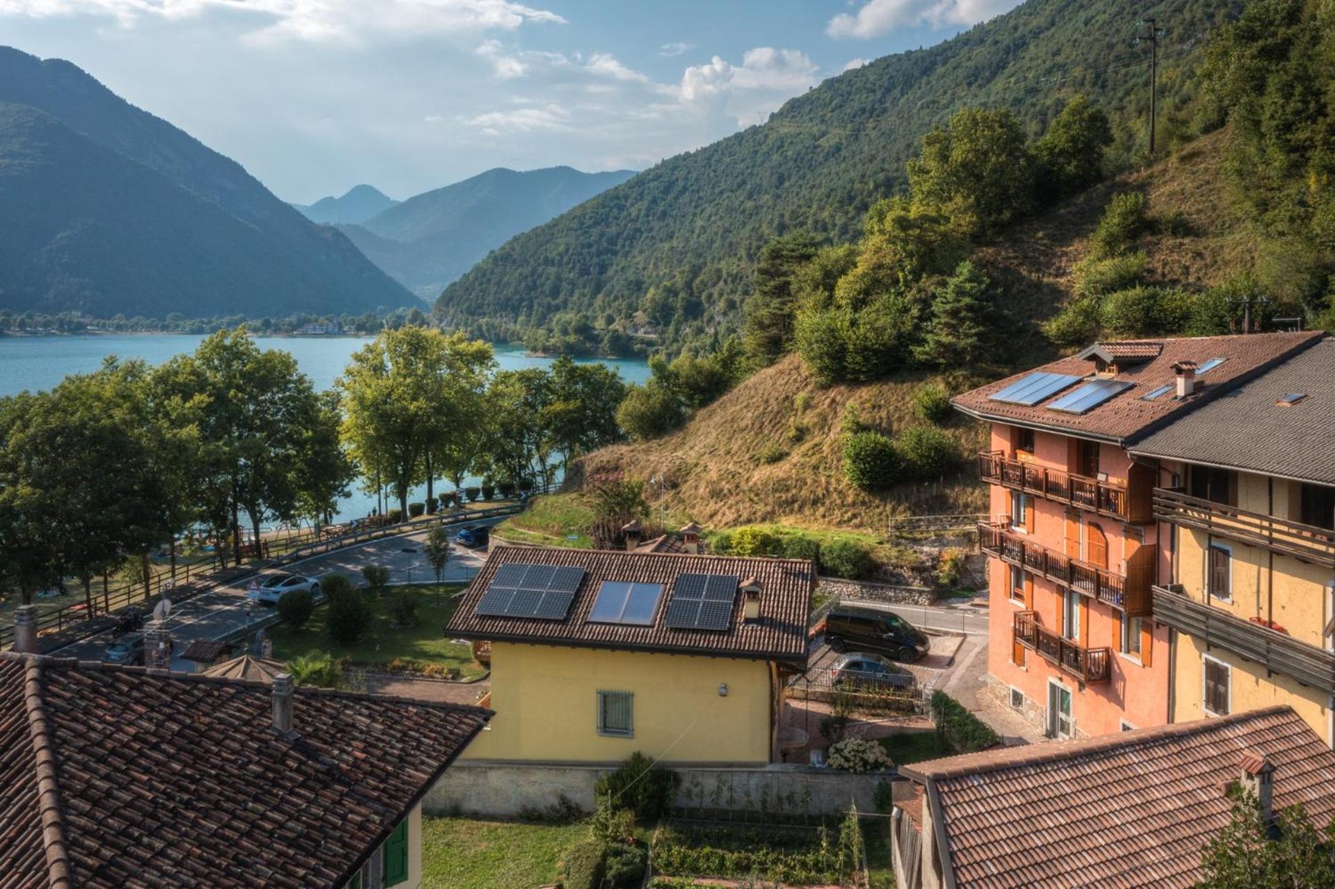 Casa Monica Ledro Family Apartman Mezzolago Kültér fotó